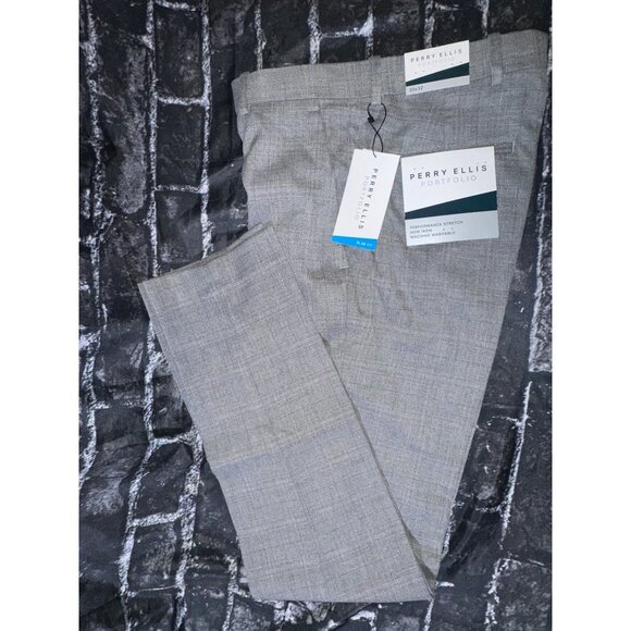 Perry Ellis Men's Slim Fit Stretch Non Iron Dress Pants, Grey Plaid, 30x32, NWT - Picture 1 of 4